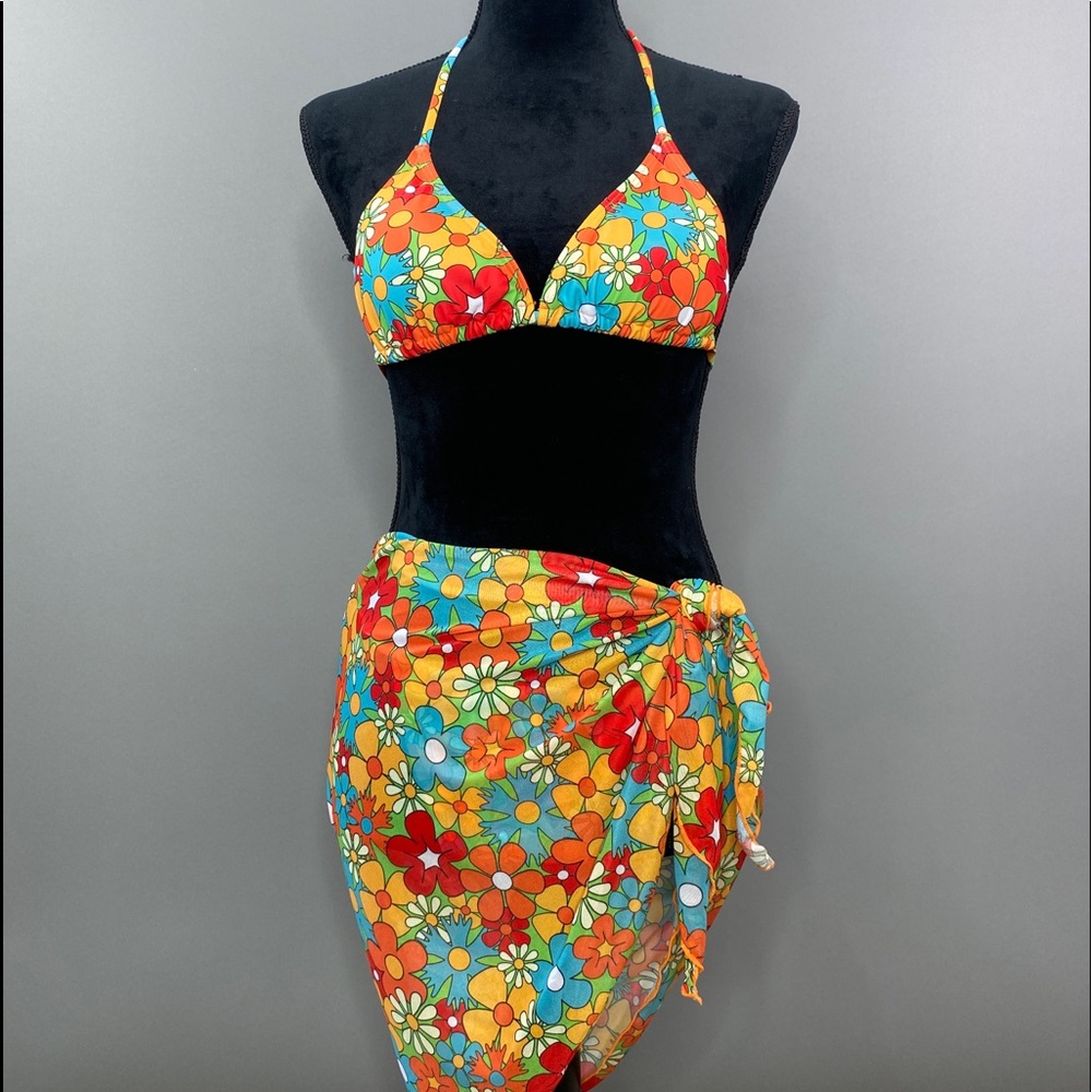 Floral Amazon Bikini with Matching Wrap Size L